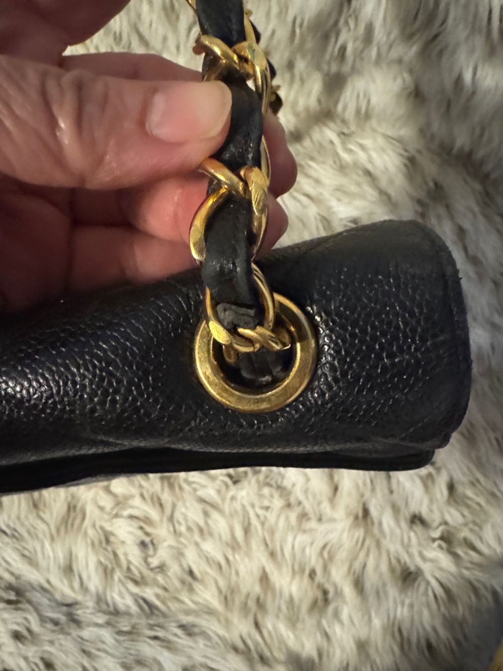 Final price🔥Vintage Black Quilted Shoulder Bag with Gold Chain Strap - Chanel - Picture 8 of 17